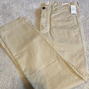 Gap For Good Mens 30x32 Straight stretch mid rise pants NWT